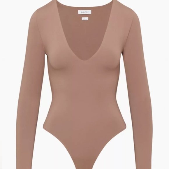 Aritzia Tops - Aritzia Babaton Contour Long Sleeve V neck